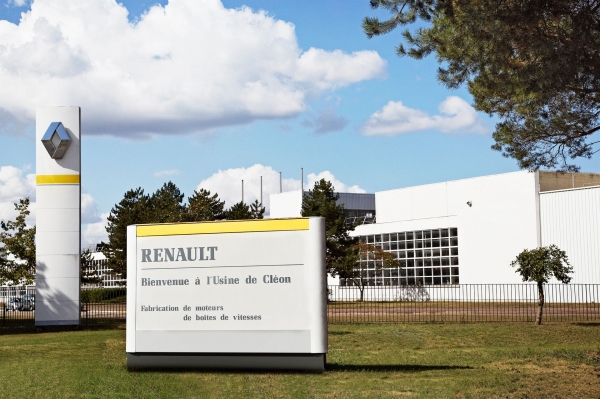 Produkcja napędów trakcyjnych Renault R 240