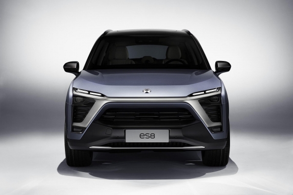 NIO ES8