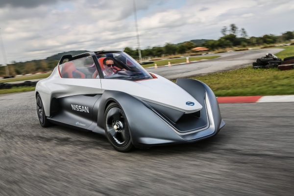 Nissan BladeGlider (wersja 2016)