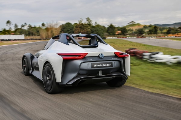 Nissan BladeGlider (wersja 2016)