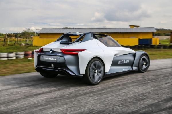 Nissan BladeGlider (wersja 2016)