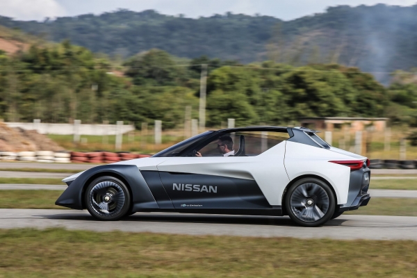 Nissan BladeGlider (wersja 2016)