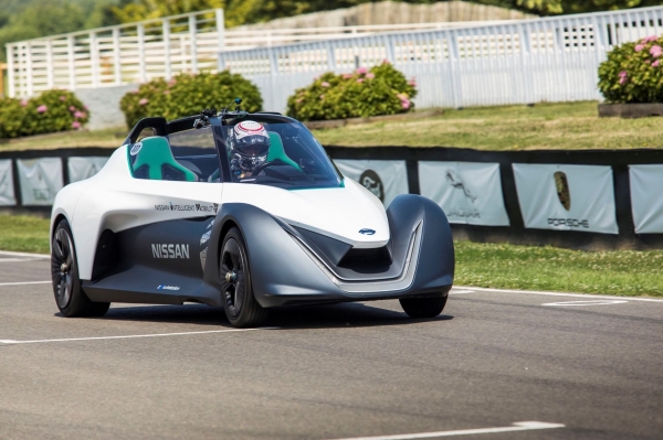 Nissan BladeGlider (wersja 2016)