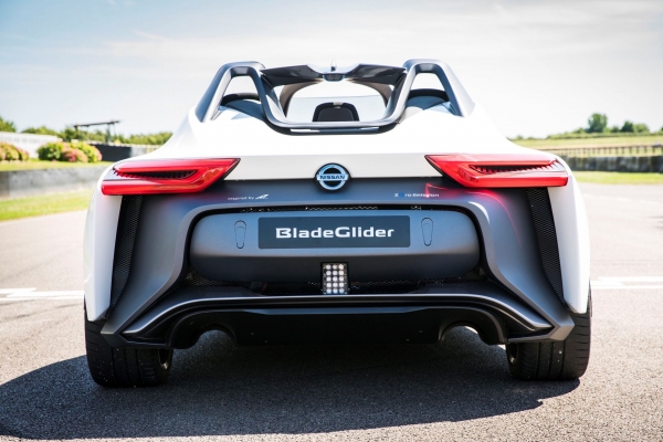 Nissan BladeGlider (wersja 2016)