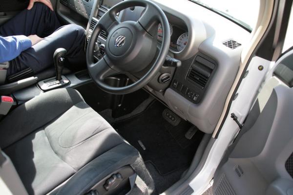 Nissan Cube EV