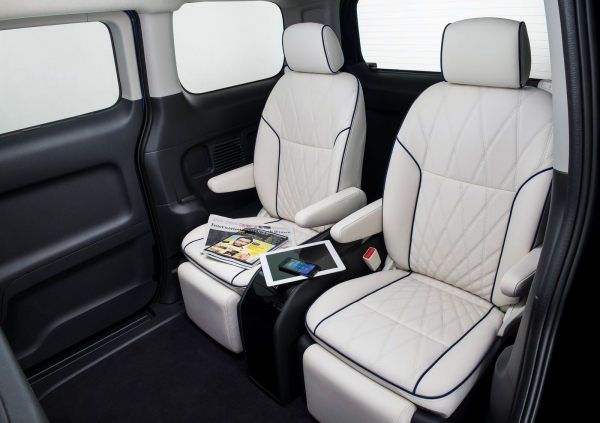 Nissan e-NV200 VIP Concept