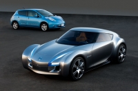 Nissan Leaf i Nissan Esflow