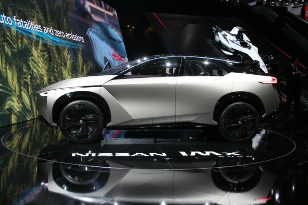 Nissan IMx KURO