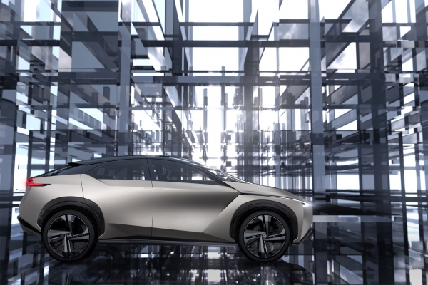 Nissan IMx KURO