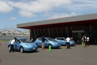 Pierwsze jazdy próbne Nissanem Leaf w Japonii