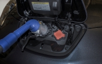 Nissan planuje wyposażyć dealerów w Kalifornii w szybkie ładowarki