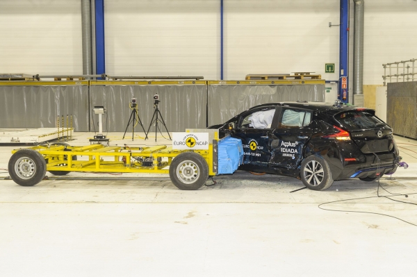 Nissan Leaf 2018 - test zderzeniowy Euro NCAP