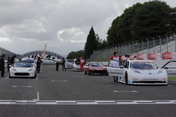 Nissan Leaf Nismo RC na starcie do wyścigu