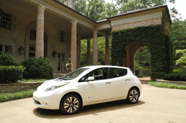 Nissan Leaf z powłoką Ultra-Ever Dry