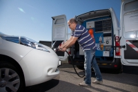 Nissan NV400 w roli mobilnej szybkiej ładowarki CHAdeMO