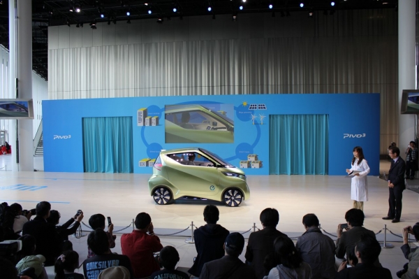 Nissan PIVO 3
