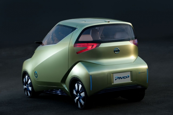 Nissan PIVO 3