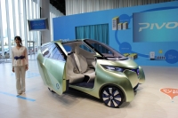 Nissan PIVO 3