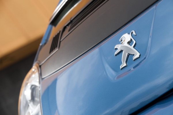Peugeot iOn