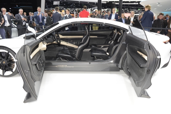 Porsche Mission E