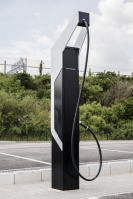 stanowiska szybkiego ładowania o mocy 350 kW dla Porsche Mission E