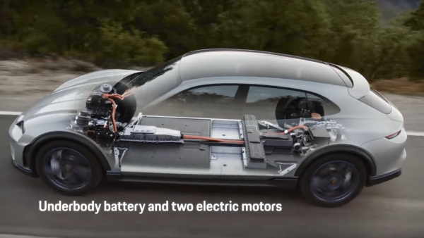 Porsche Mission E Cross Turismo