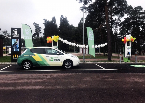 Stacja szybkiego ładowania Fortum Charge & Drive w Szwecji