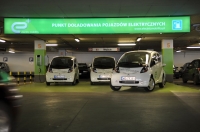 Sieć terminali ładowania e+