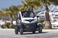 W Hiszpanii Renault dodaje w promocji do niektórych modeli Twizy
