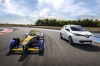 Renault Zoe i bolid Formuły E zespołu Renault