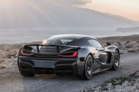 Porsche zakupiło 10% udziałów w Rimac Automobili
