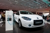 Terminal ładowania Schneider Electric Square D obok samochodu Renault Fluence Z.E.