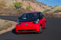 Toyota udostępni 90 samochodów Scion iQ EV w USA