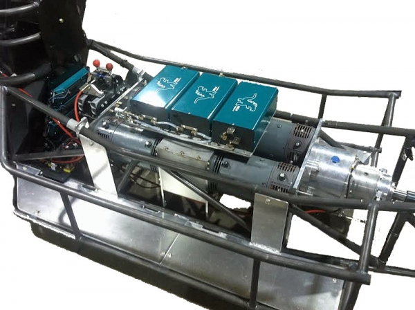 SR-37 Quest Dragster - napęd trakcyjny