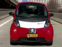 Mitsubishi i-MiEV z logiem Peugeota