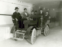 Studebaker Electric (1908) "To and Fro" Carry-All