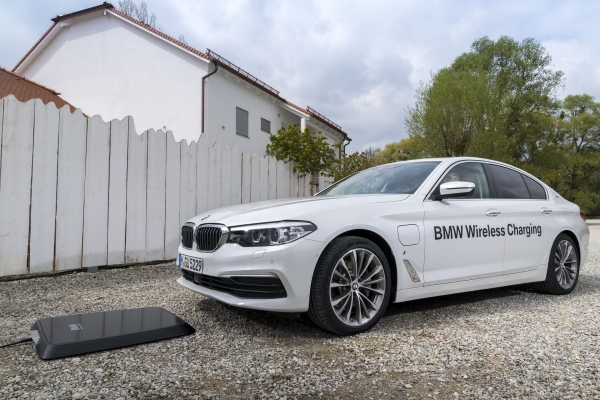 System bezstykowego ładowania w BMW 530e iPerformance