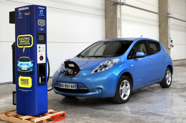 Szybka ładowarka CHAdeMO firmy Nissan