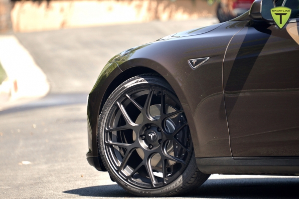 T Sportline Tesla Model S Project Chocolat