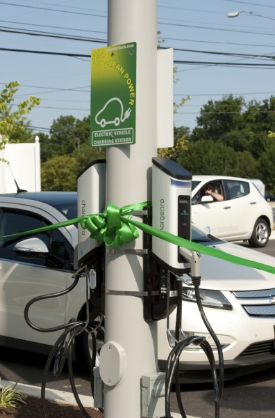 Terminale ładowania ChargePro firmy SemaConnect