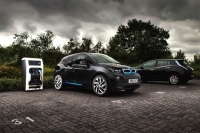 Chargemaster prezentuje uniwersalne ładowarki Ultracharger