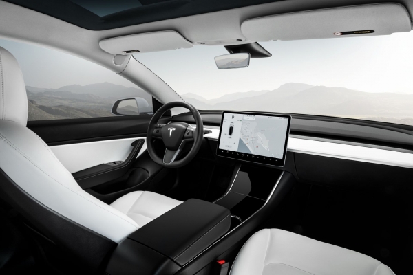 Tesla Model 3 Performance