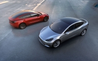 Tesla nie osiągnęła produkcji 6.000 Modeli 3 tygodniowo, ale robi swoje