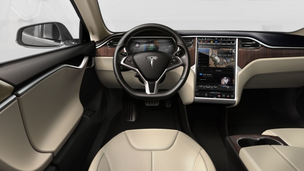 Tesla Model S - wnętrze