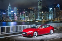 Tesla Model S (wersja dla ruchu lewostronnego)