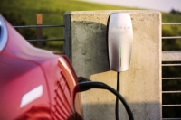 Wpływ stanu naładowania na przyspieszenie Tesli Model S P100D