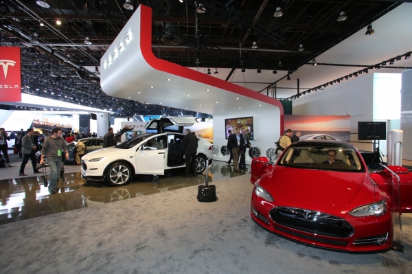 Tesla Model X i Tesla Model S