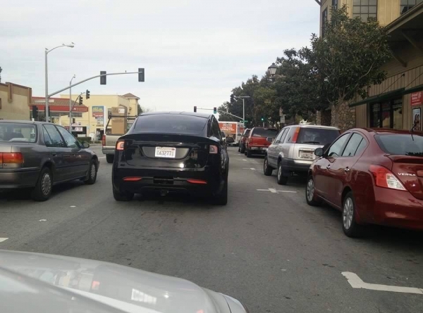 Tesla Model X Beta