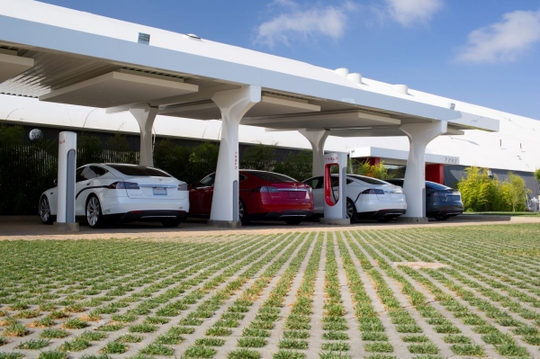 Stacja szybkiego ładowania Tesla Motors