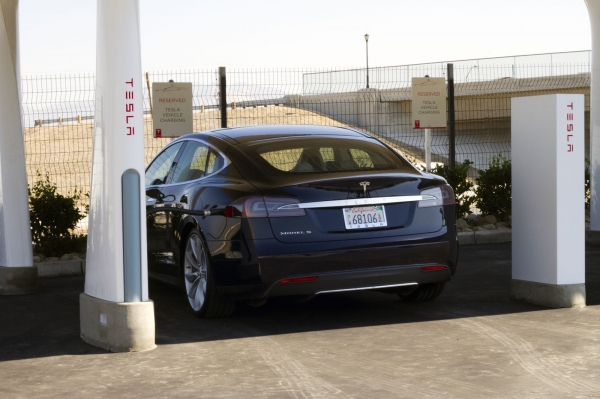 Stacja szybkiego ładowania Tesla Motors